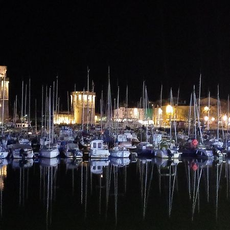 Les Arcades, T2 En Hypercentre Appartement La Rochelle  Buitenkant foto